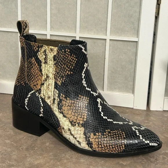 Crown Vintage Tolana Chelsea Snakeskin Print Boot Size 9 - Picture 9 of 13